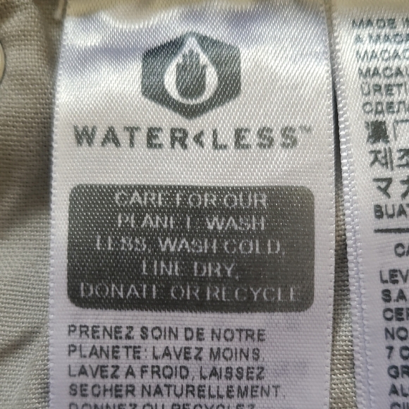 Levi's 501 Black Button-Fly Cut Off Short - Size 28 - Picture 9 of 11